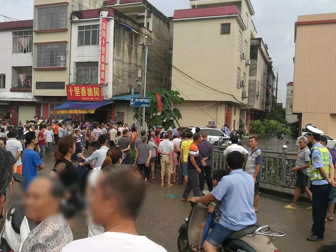 化州郎庭發(fā)生嚴(yán)重沖突事件，最新消息披露，震驚全城！